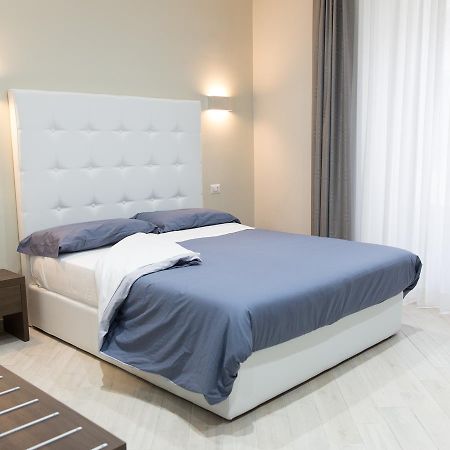 Venustas Roma Hotel מראה חיצוני תמונה