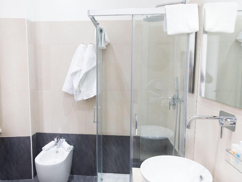 Venustas Roma Hotel מראה חיצוני תמונה