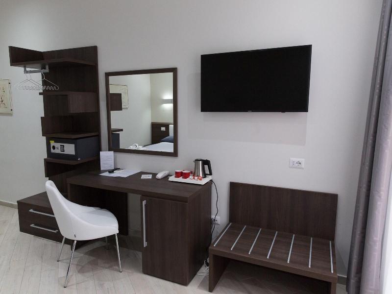 Venustas Roma Hotel מראה חיצוני תמונה