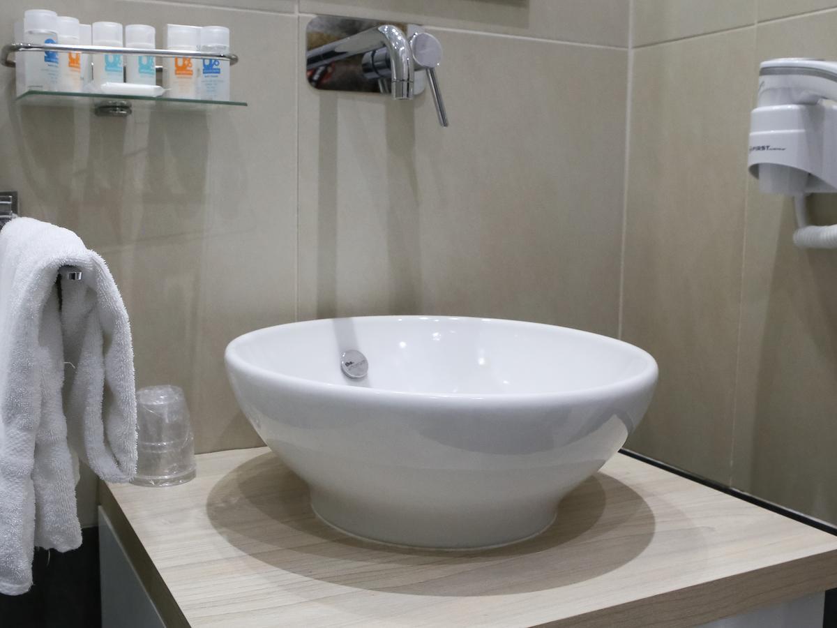 Venustas Roma Hotel מראה חיצוני תמונה