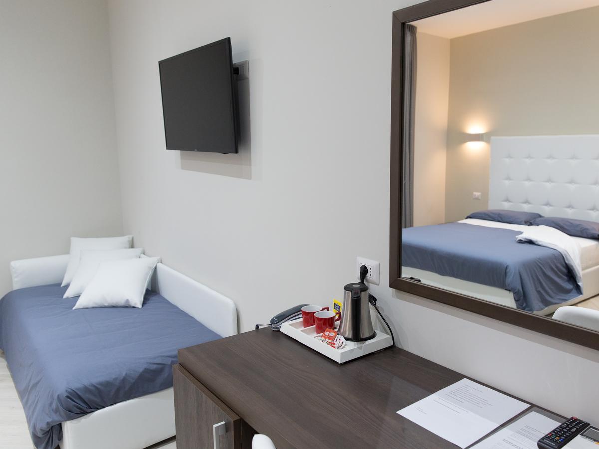 Venustas Roma Hotel מראה חיצוני תמונה