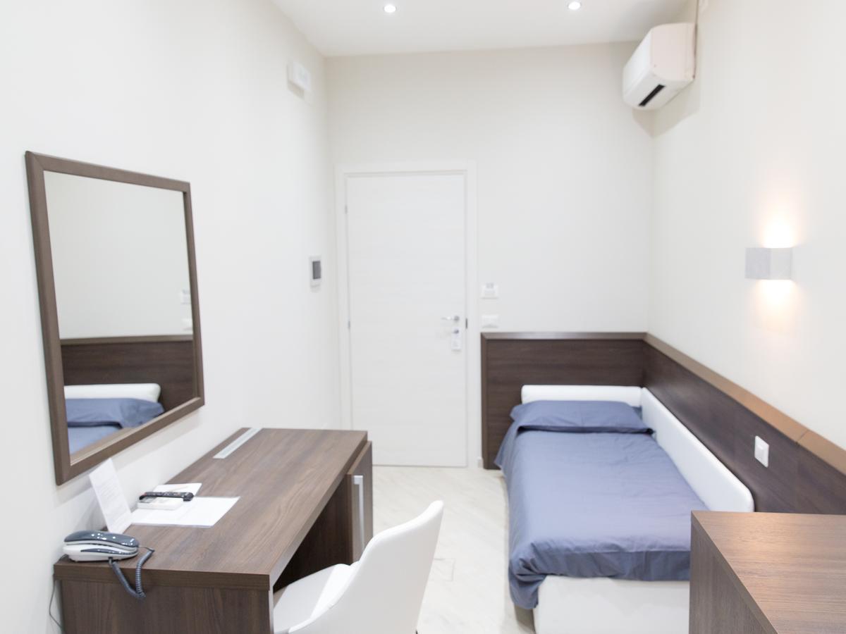 Venustas Roma Hotel מראה חיצוני תמונה