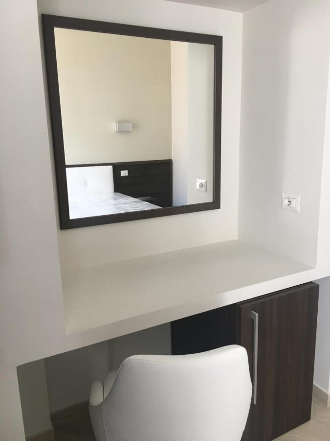 Venustas Roma Hotel מראה חיצוני תמונה